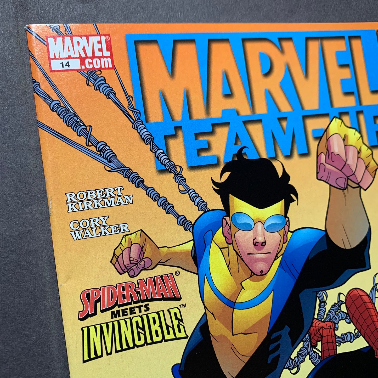 Marvel Team Up 14/ Modern Age Marvel Comics 2006/ Spider-Man Meets Invincible