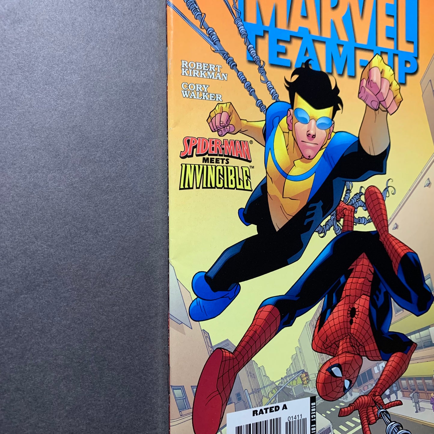 Marvel Team Up 14/ Modern Age Marvel Comics 2006/ Spider-Man Meets Invincible