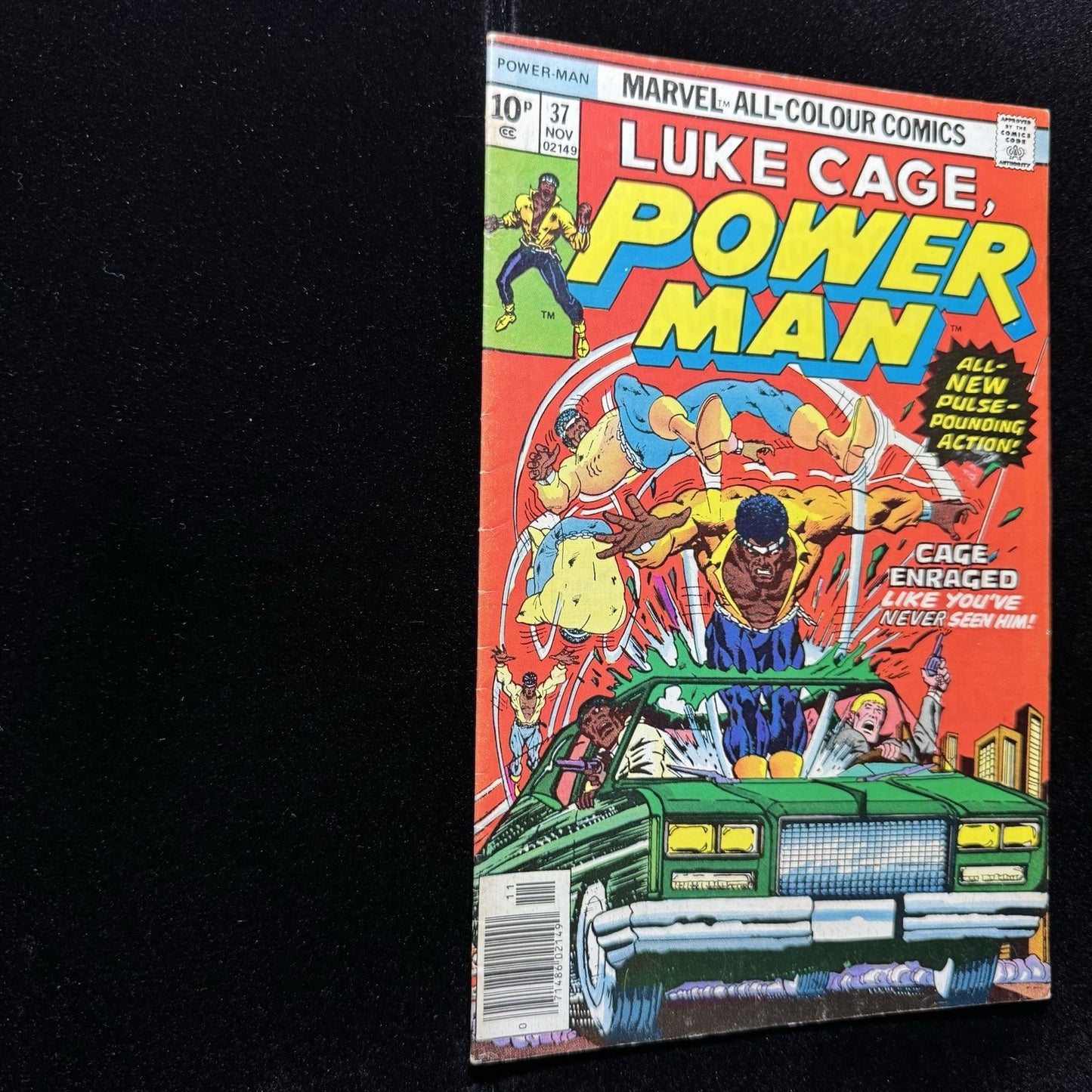 Like Cage Power Man 37 - Bronze Age Marvel Comics 1976