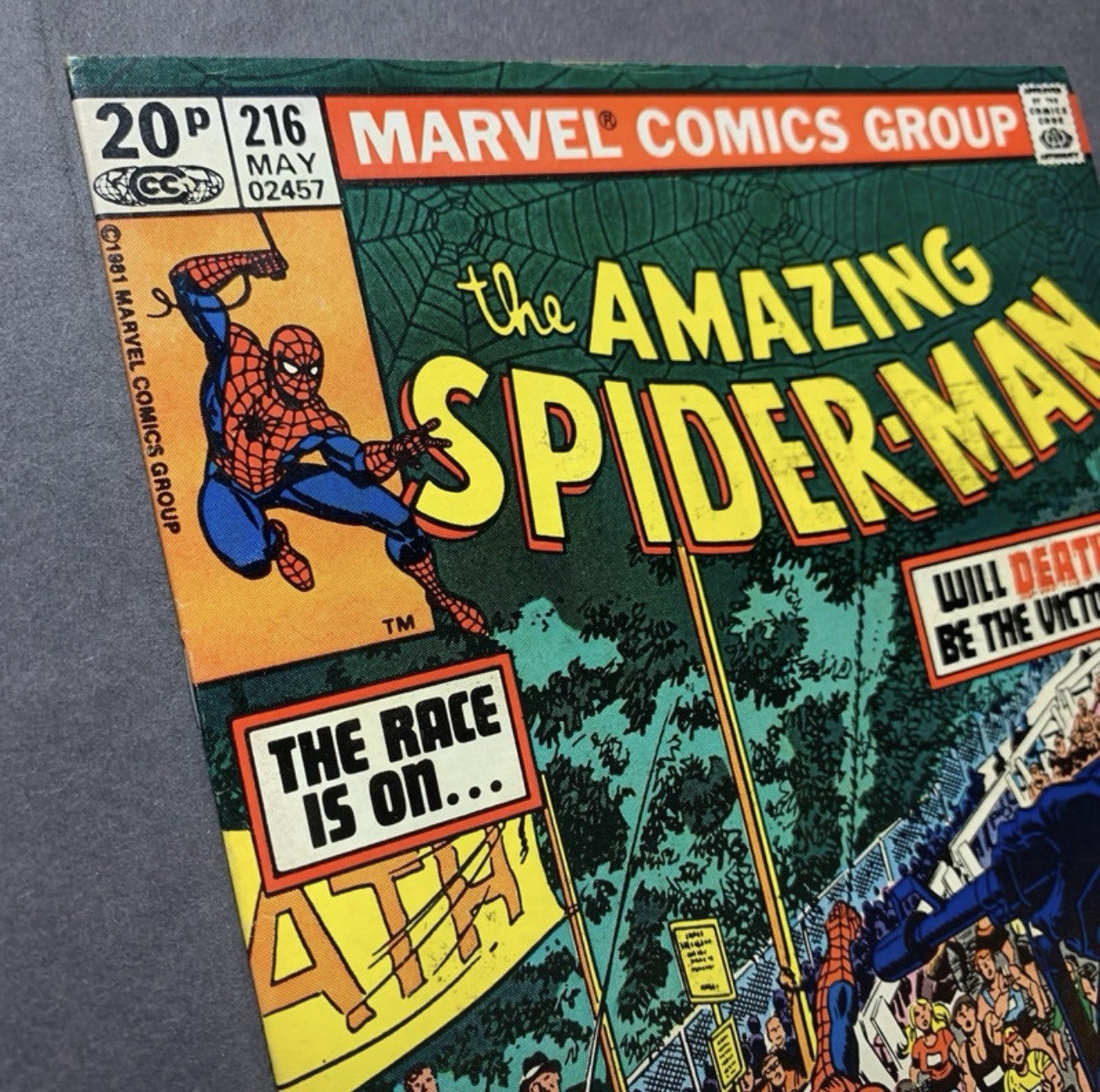 Amazing Spider-Man 216 - 2nd Appearance Of Madame Web - Bronze Age Marvel 1981