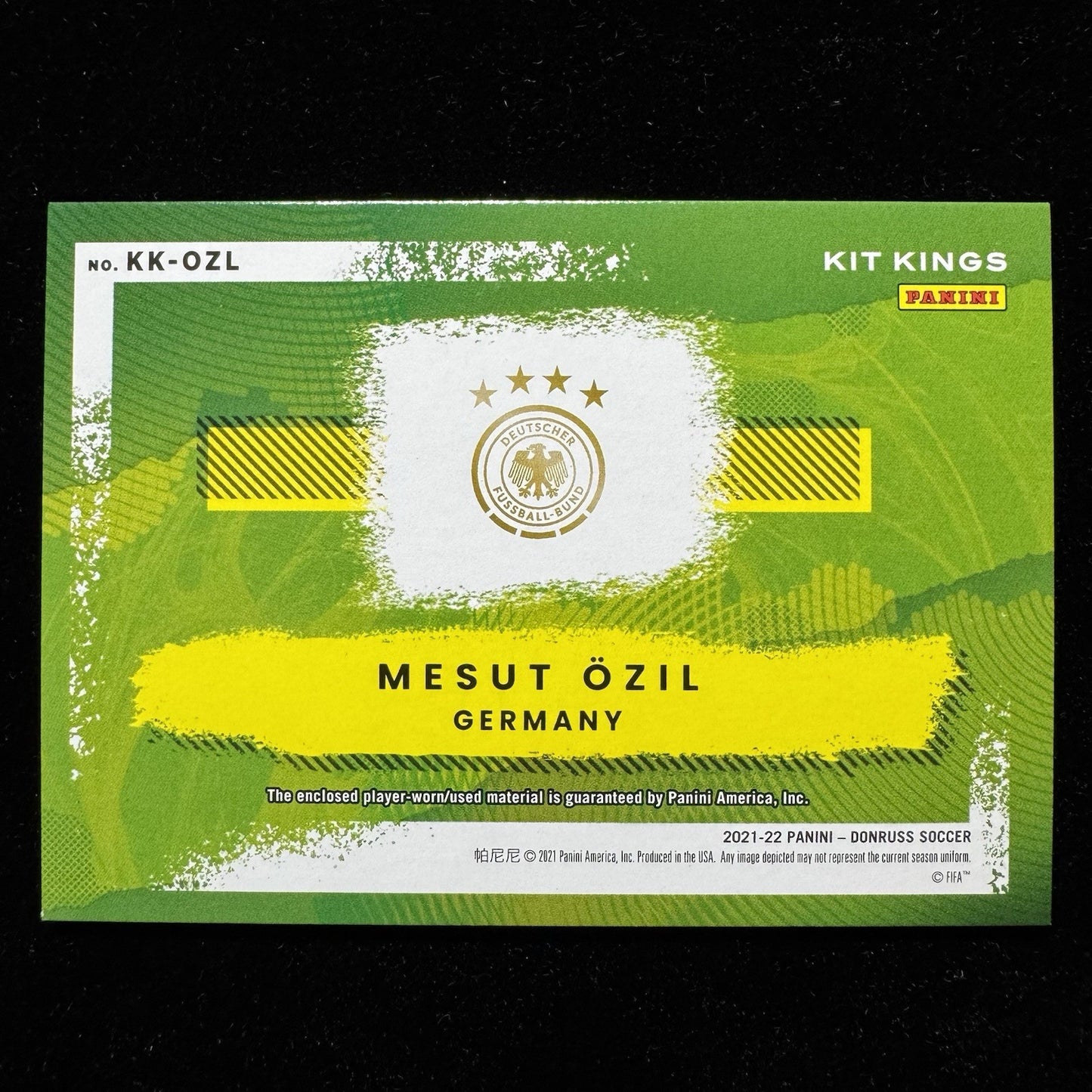Mesut Ozil Kit Kings Patch Player Worn Donruss 2021-22 KK-OZL Germany