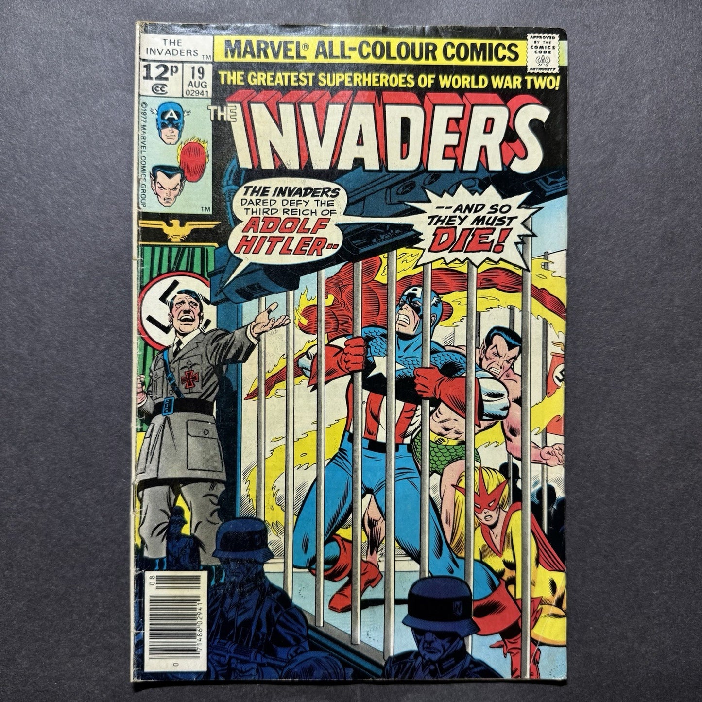 Invaders 19 - 1st Cameo Appearance Of The Second Union Jack - Bronze Age 1977