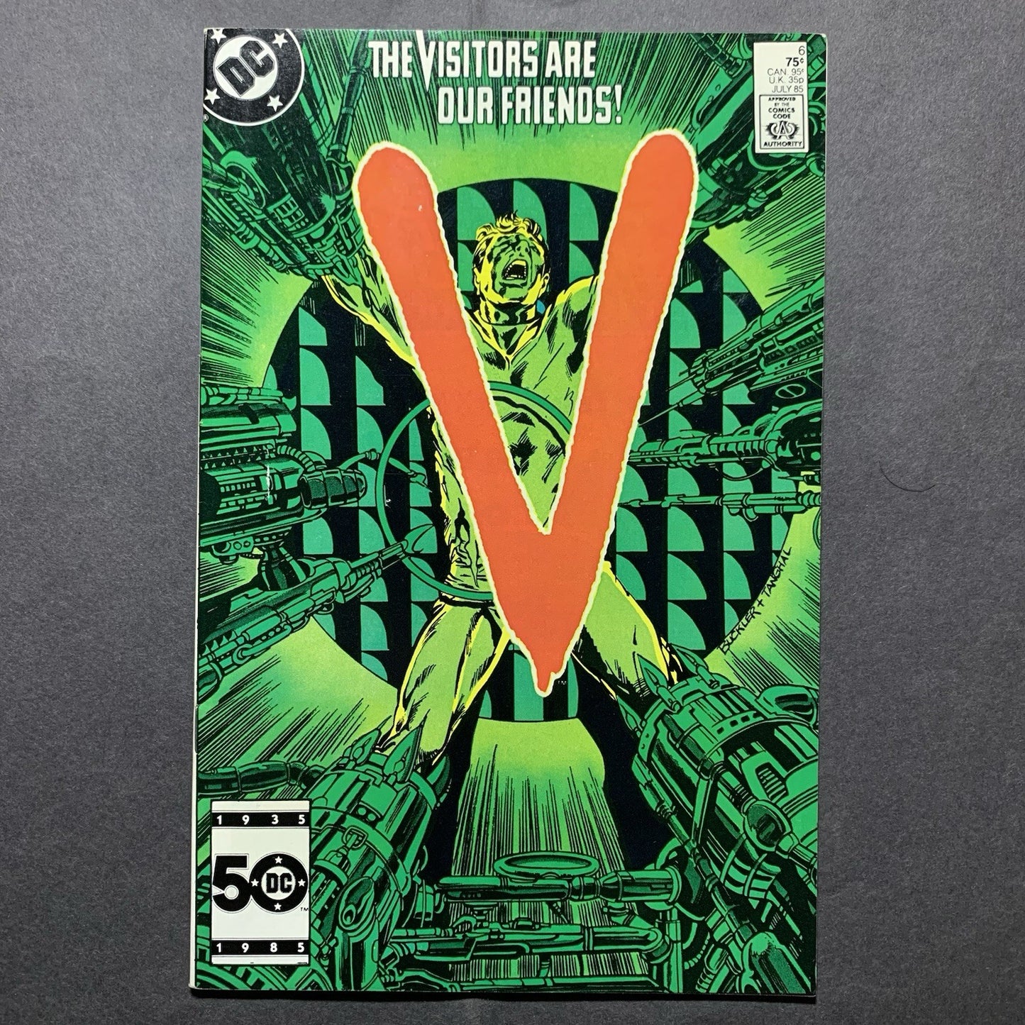 V 6 - Copper Age Dc Comics 1985