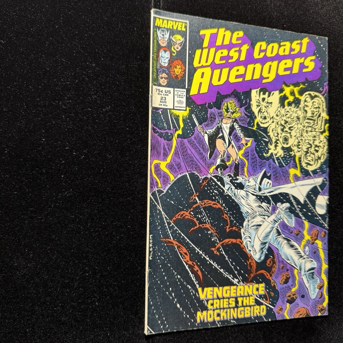 West Coast Avengers 23 - Moon Knight Joins Team - Copper Age Marvel Comics 1987