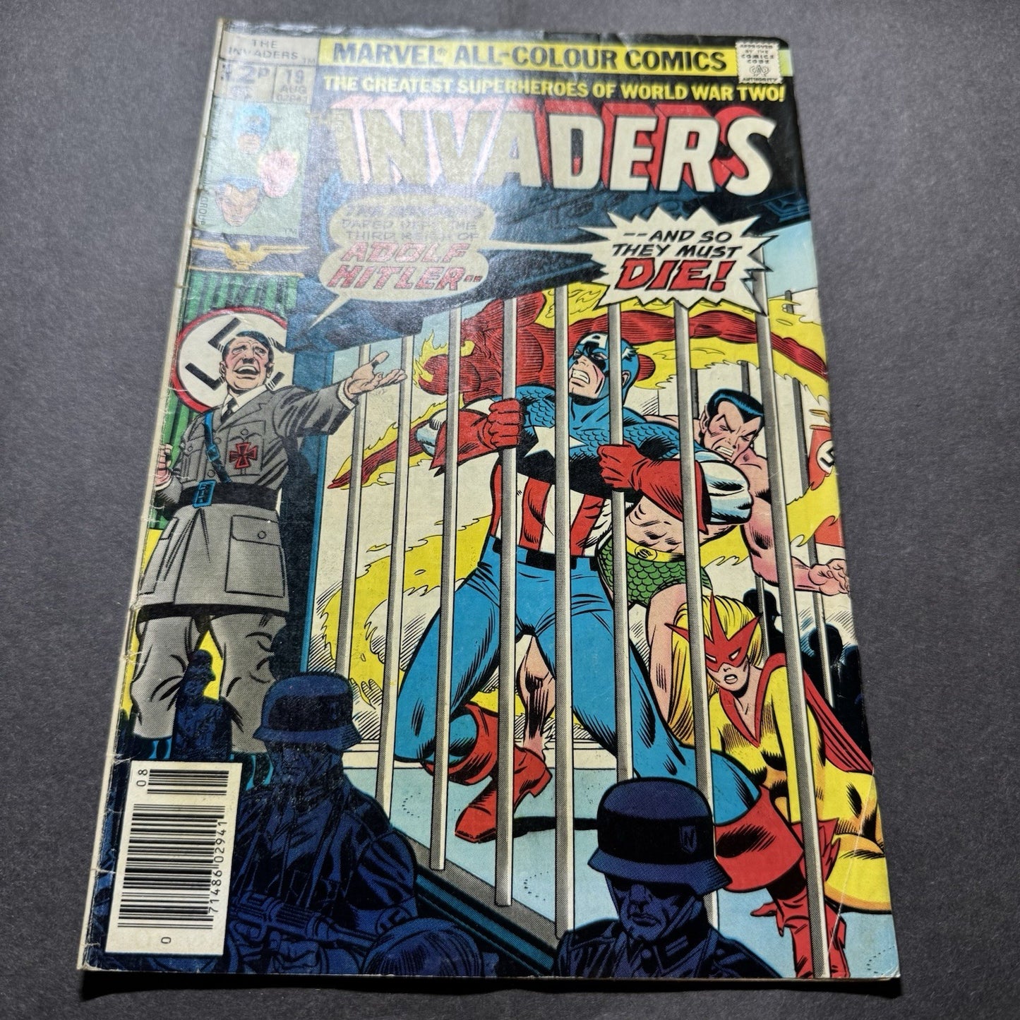 Invaders 19 - 1st Cameo Appearance Of The Second Union Jack - Bronze Age 1977