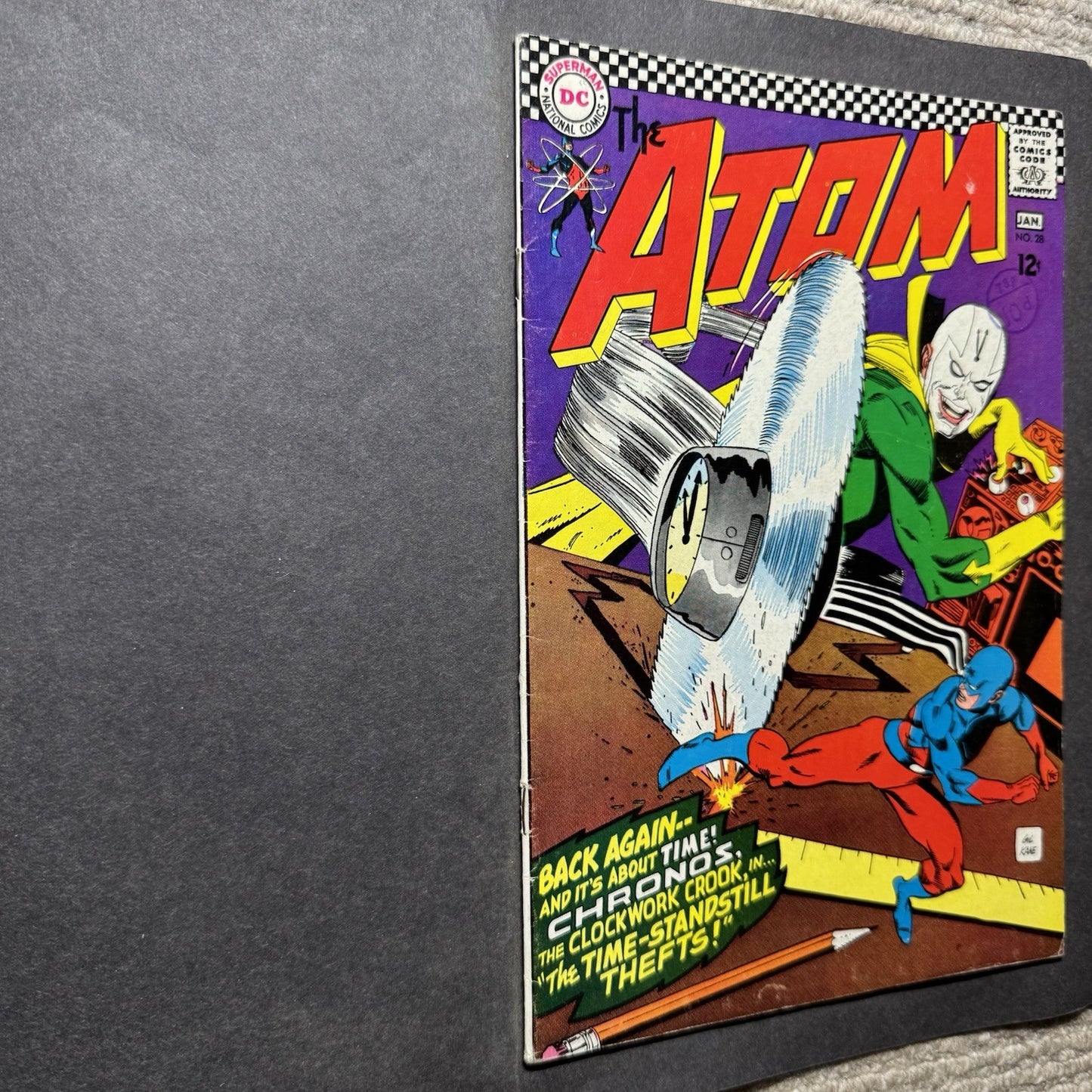 Atom 28 - Silver Age Dc Comics 1967