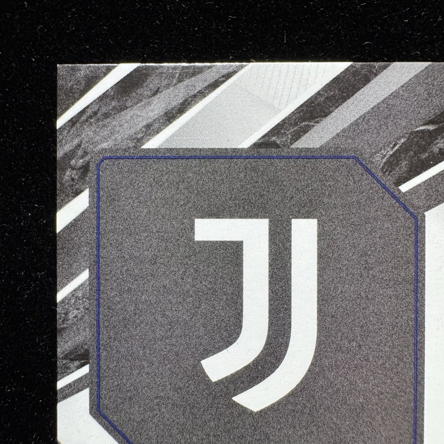 Gleison Bremer Match Worn Patch Auto Panini Chronicles Juventus Numbered  /139