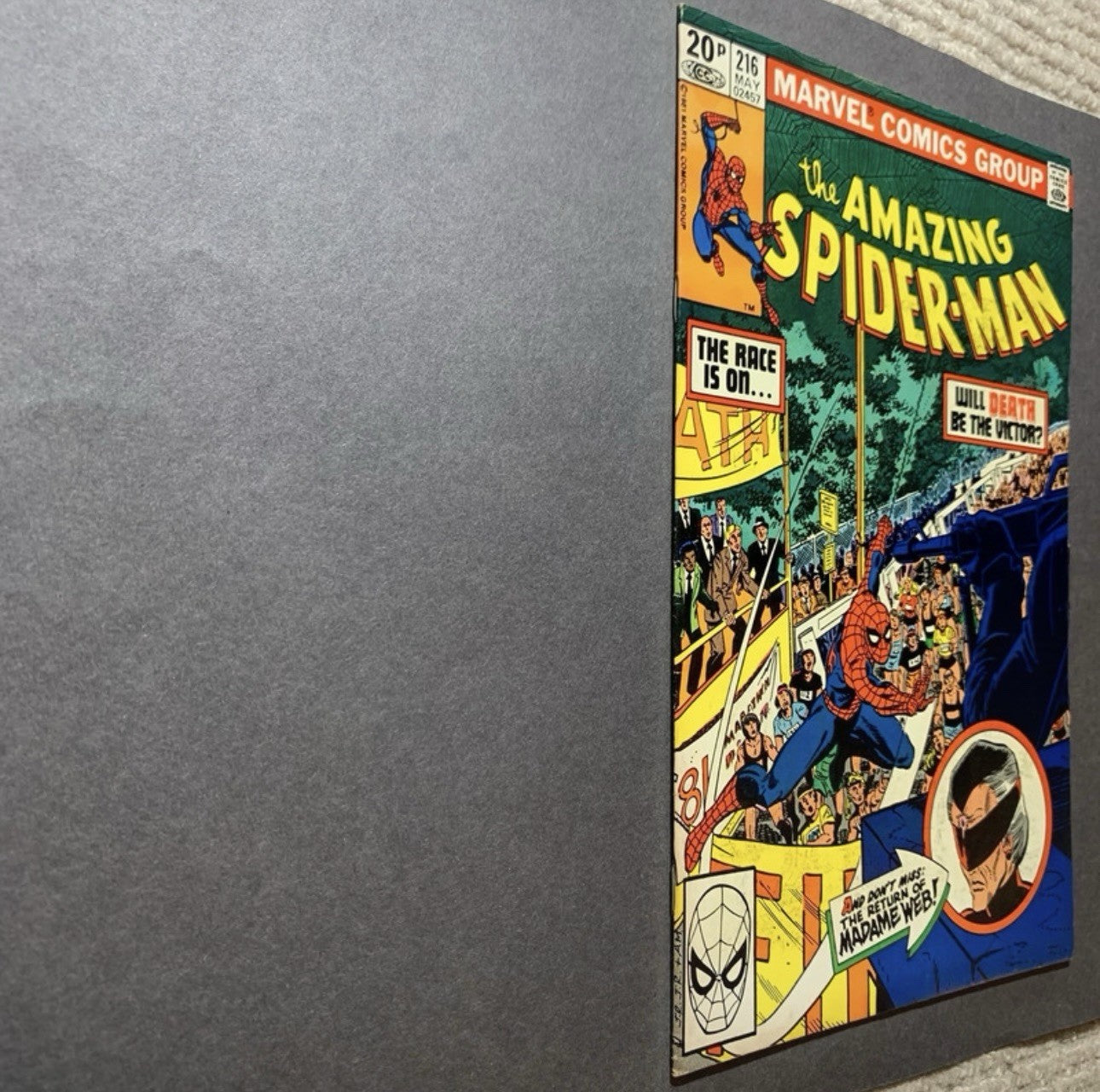 Amazing Spider-Man 216 - 2nd Appearance Of Madame Web - Bronze Age Marvel 1981