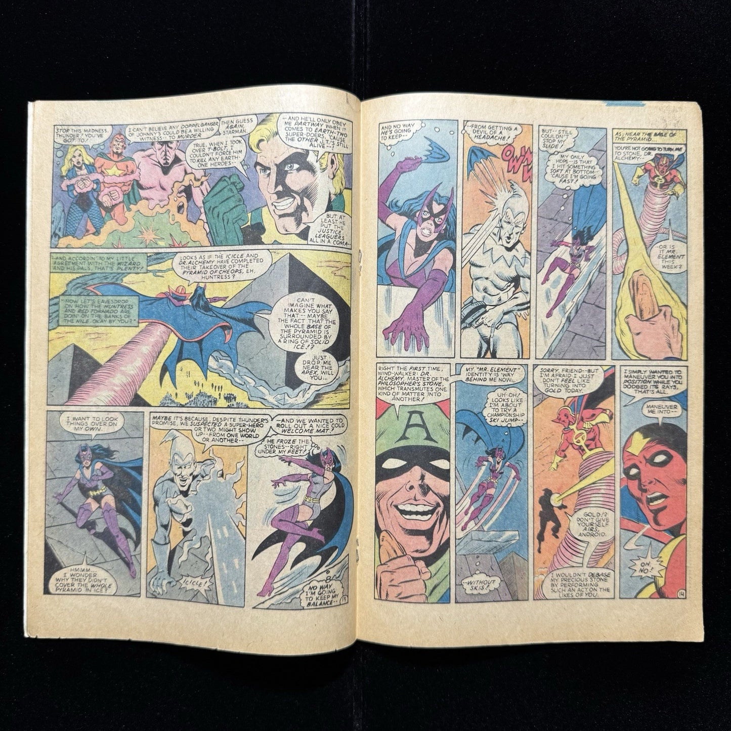 Justice League 220 - Origin Of Black Canary - Bronze Age Dc Comics 1983
