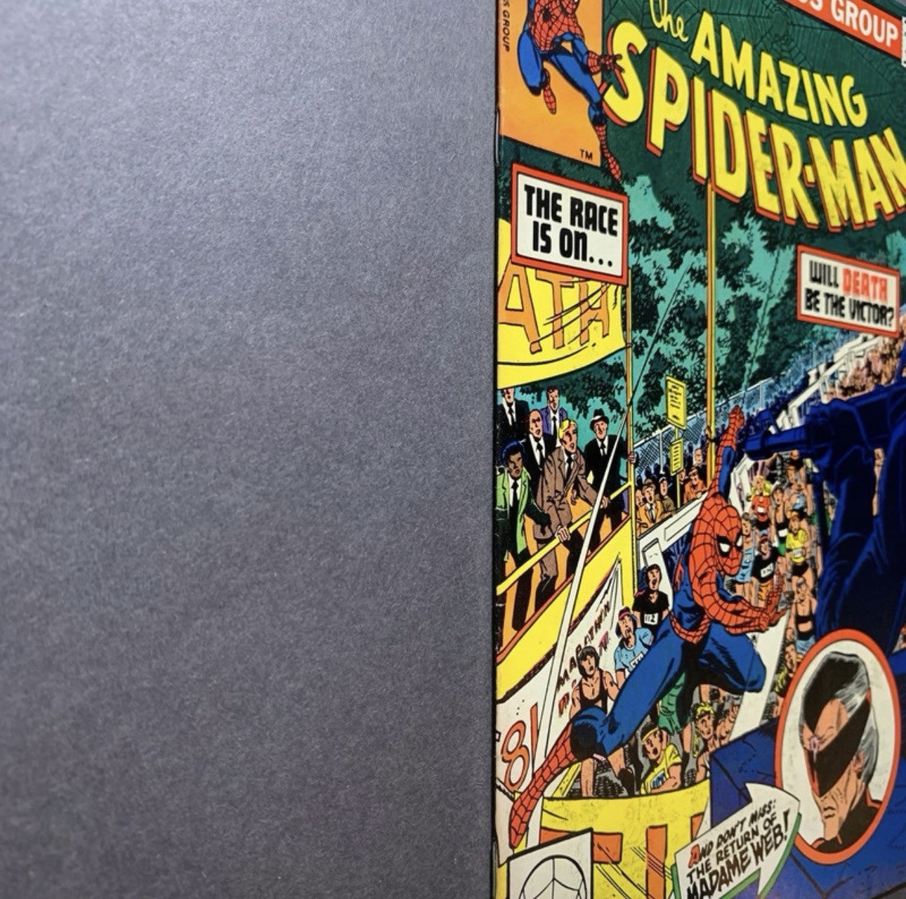 Amazing Spider-Man 216 - 2nd Appearance Of Madame Web - Bronze Age Marvel 1981