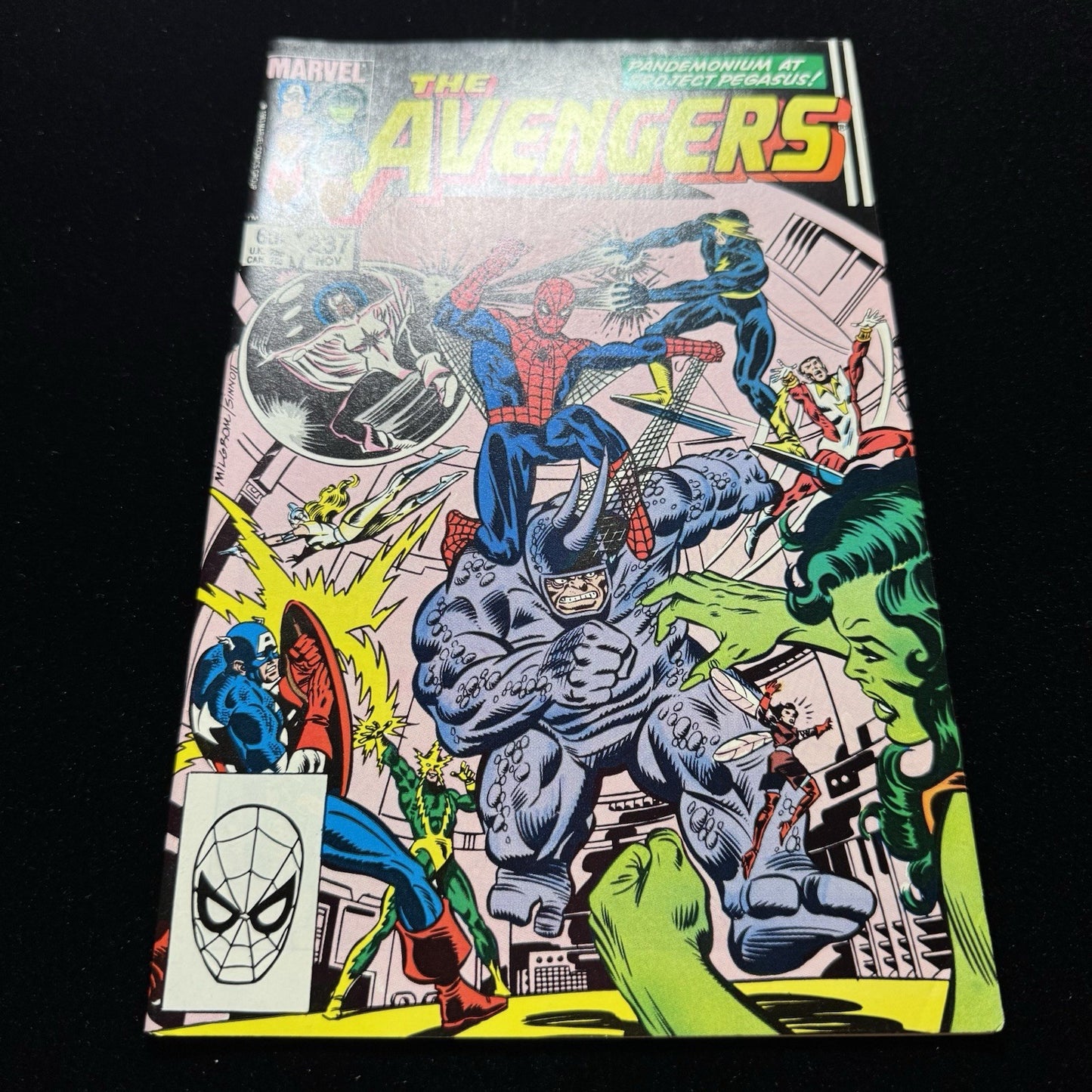 Avengers 237 - Bronze Age Marvel Comics 1983