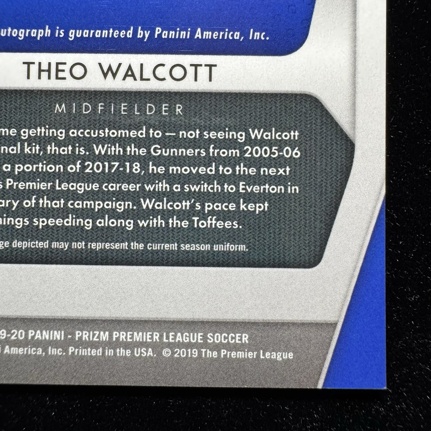 Theo Walcott Prizm Auto S-TWA 2019-20 PaniniEverton Autograph Card