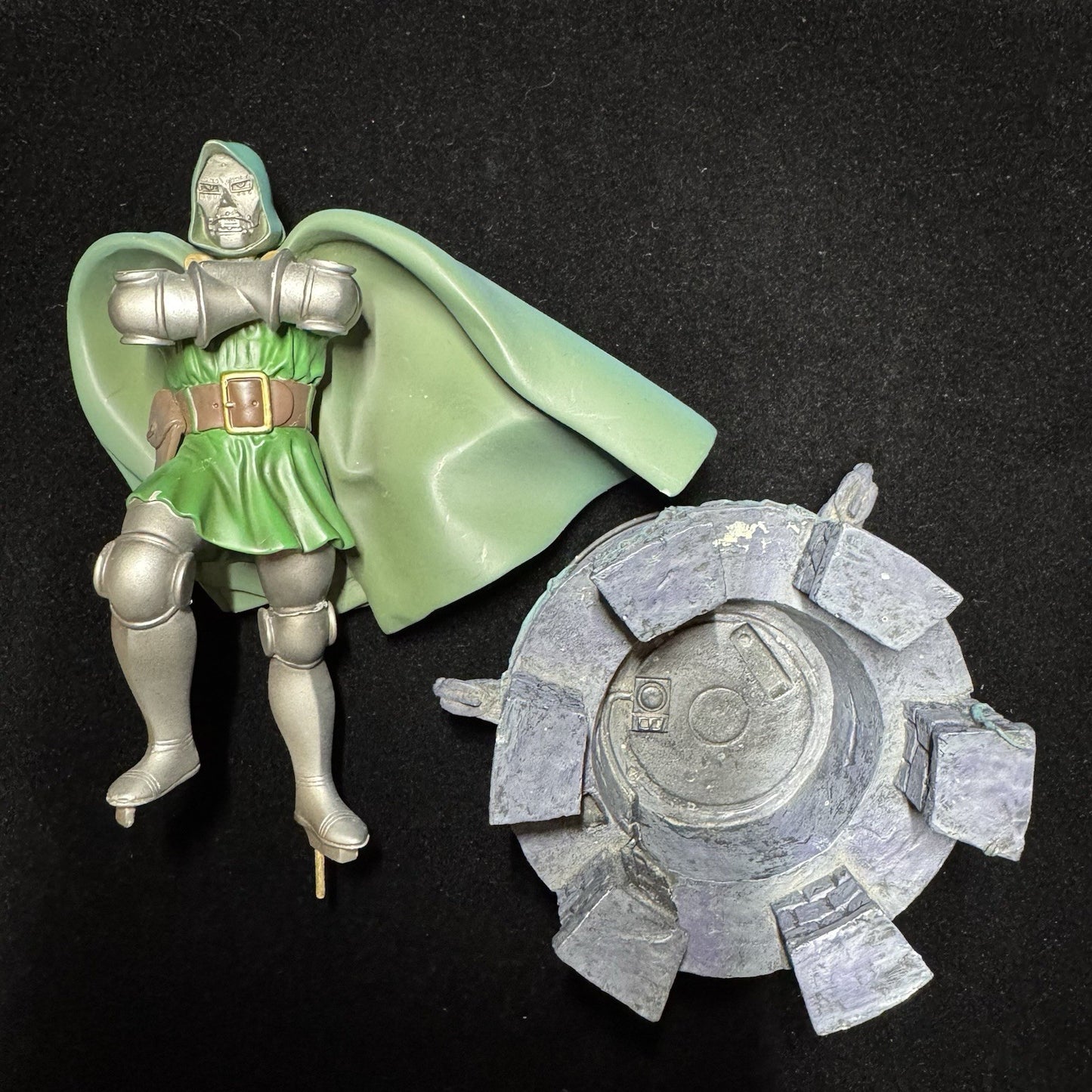 Bowen Designs - Doctor Doom Statue 1493/4000 Carl Surges Small Scale Figure 2001