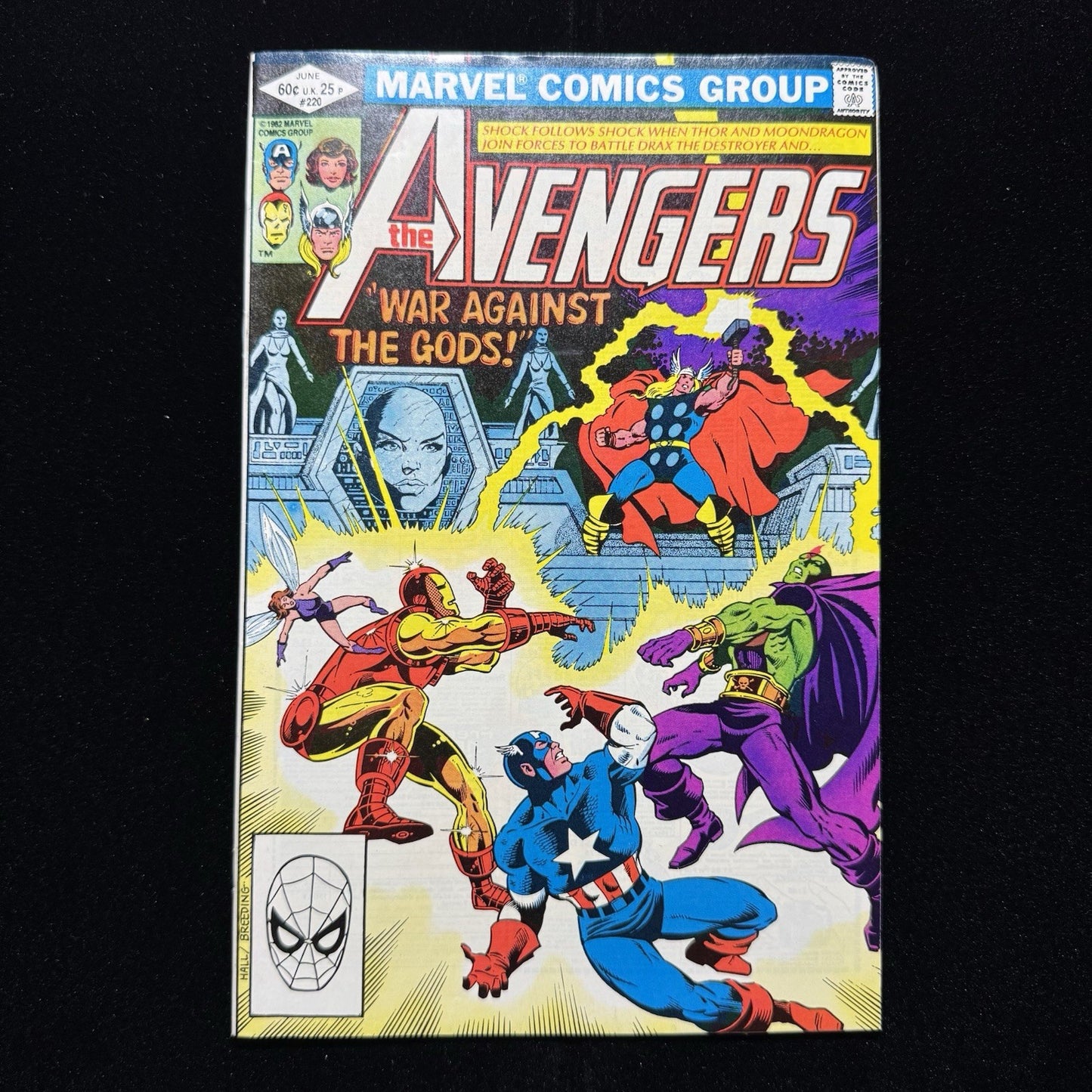 Avengers 220 - Bronze Age Marvel Comics 1982