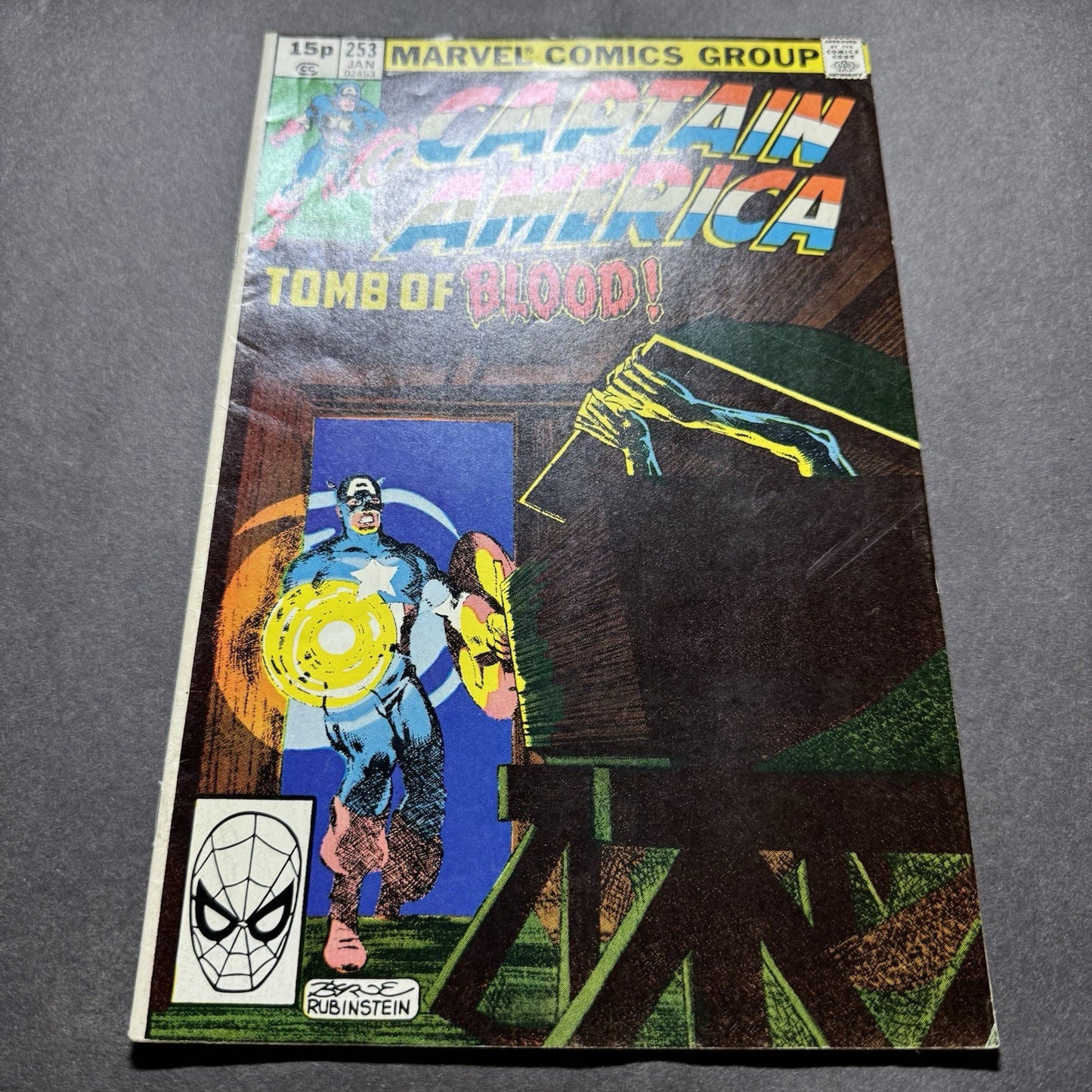 Captain America 253 - 1st app of Joseph Chapman - Bronze Age Marvel Comics 1981
