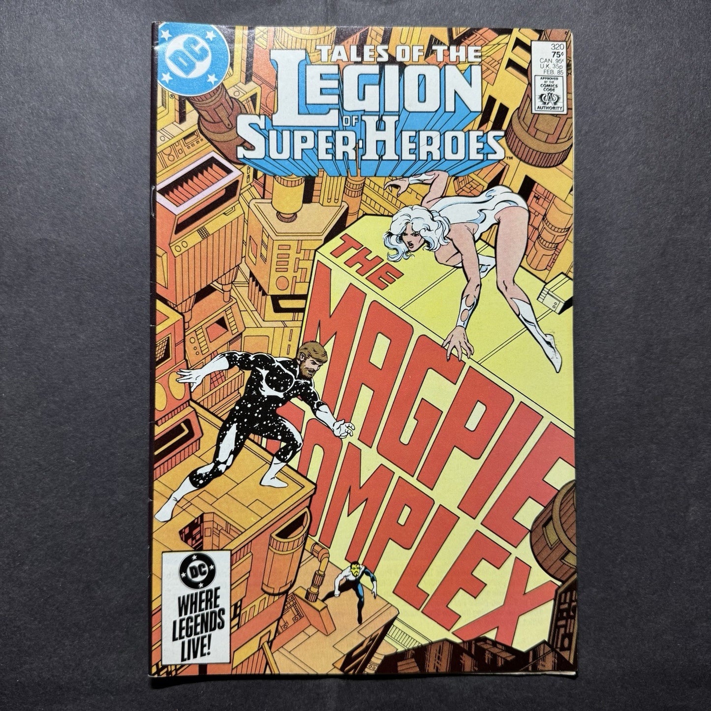 Legion Of Super-Heroes 320 - Copper Age Dc Comics 1985