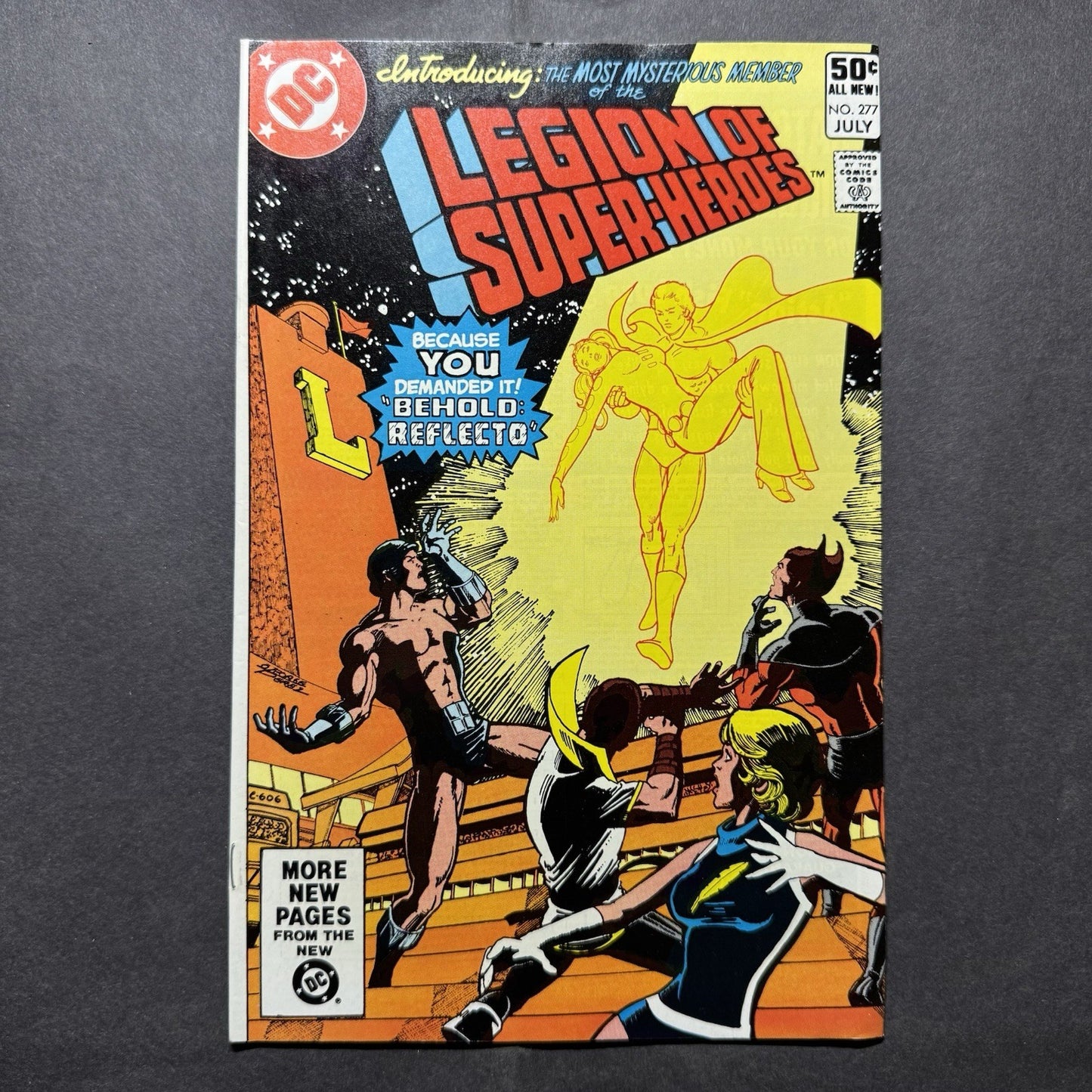 Legion Of Super-Heroes 277 - 1st appearance Reflecto - Bronze Age Dc Comics 1981