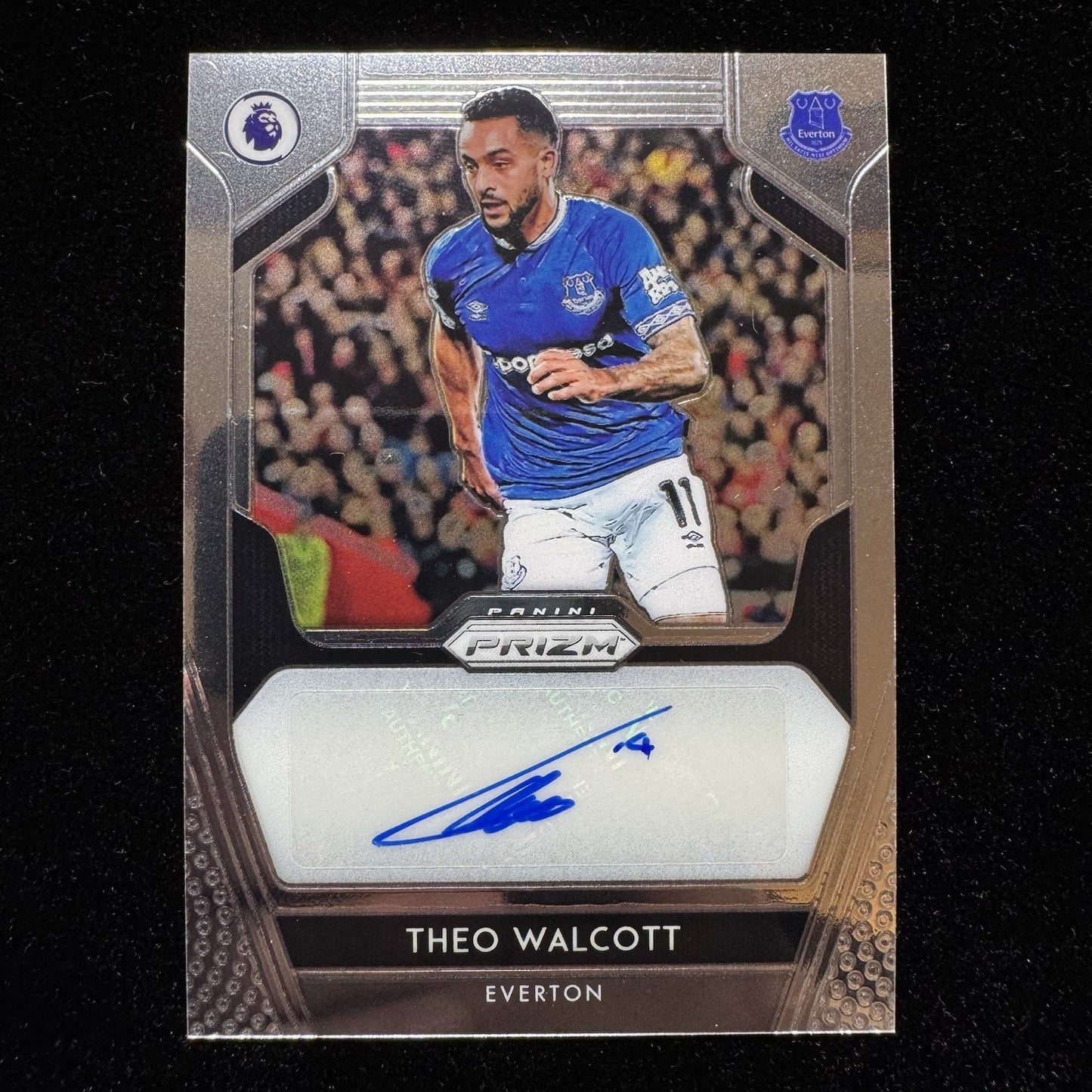 Theo Walcott Prizm Auto S-TWA 2019-20 PaniniEverton Autograph Card