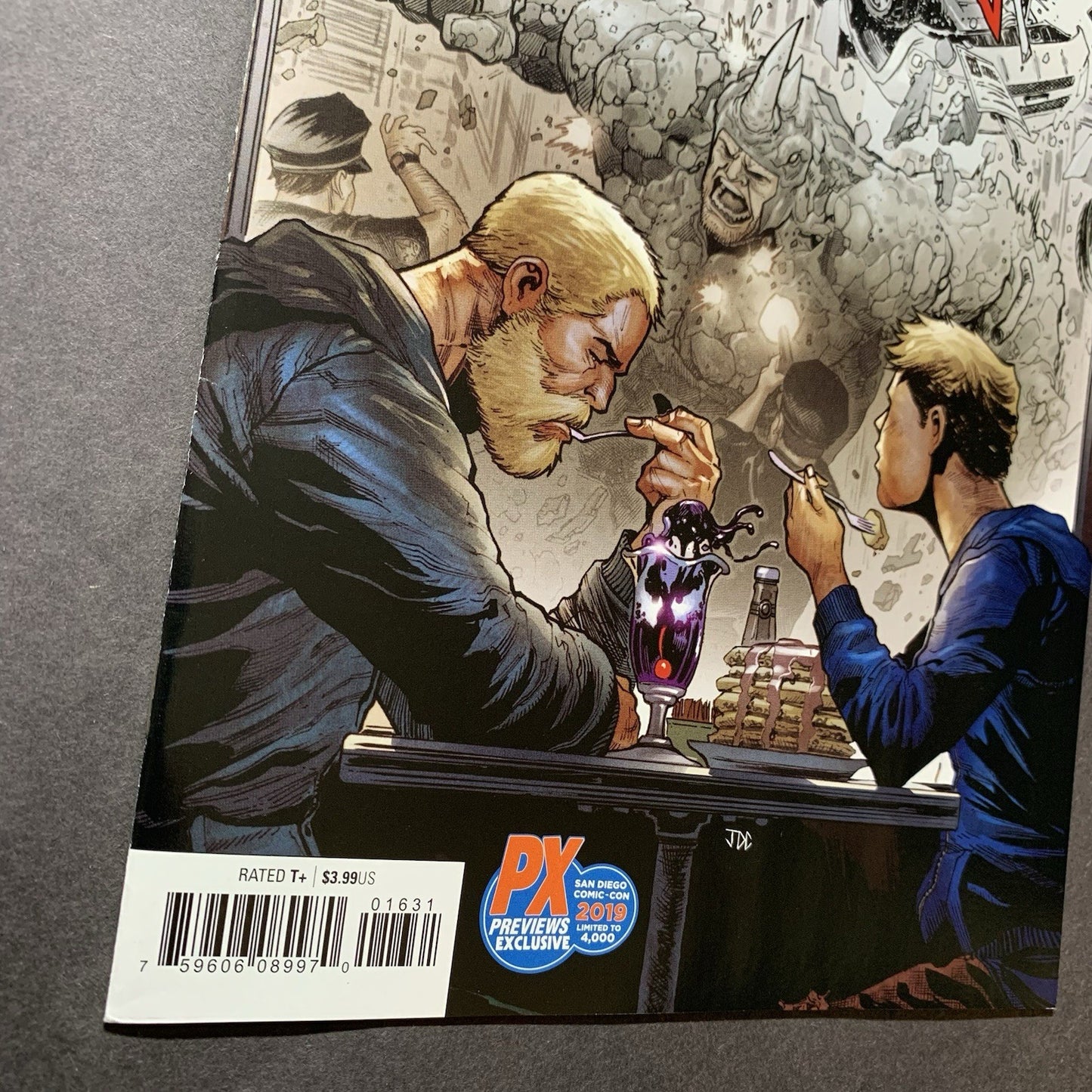 VENOM 16/ SDCC Variant Ltd 4000/ Modern Age Marvel Comics 2019