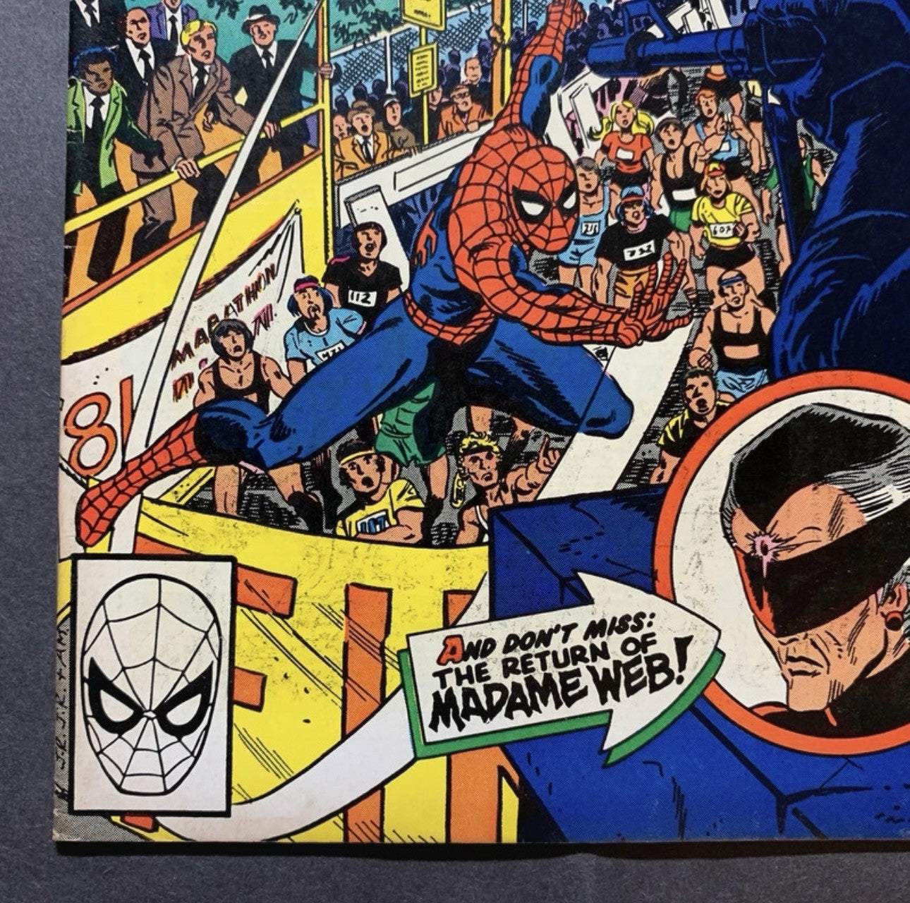 Amazing Spider-Man 216 - 2nd Appearance Of Madame Web - Bronze Age Marvel 1981