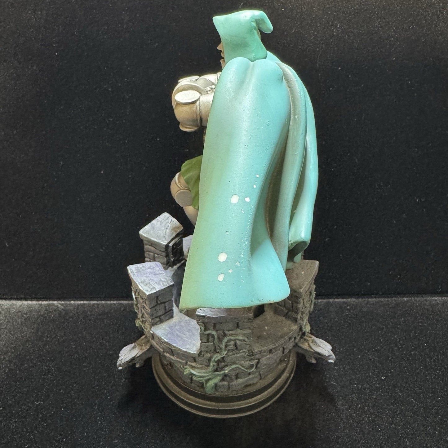 Bowen Designs - Doctor Doom Statue 1493/4000 Carl Surges Small Scale Figure 2001