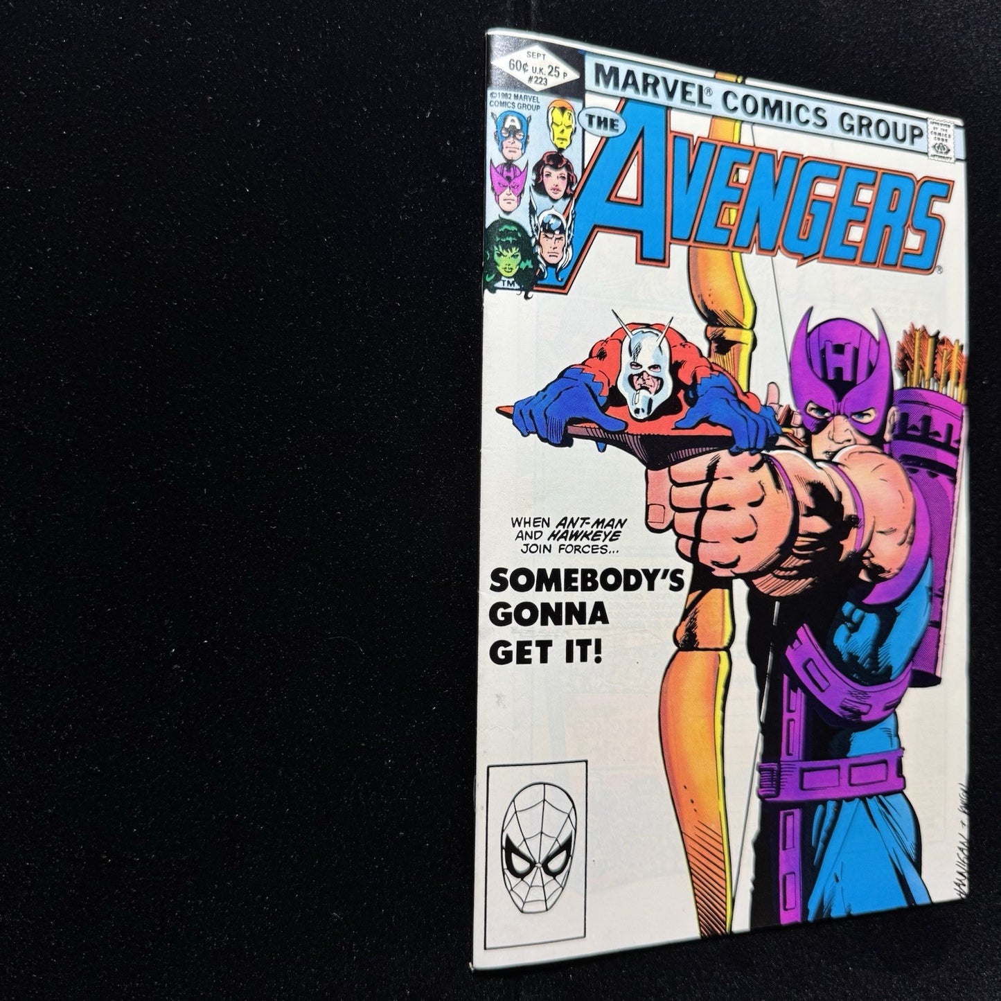 Avengers 223 - Iconic Cover Art By Ed Hannigan - Bronze Age Marvel Comics 1982