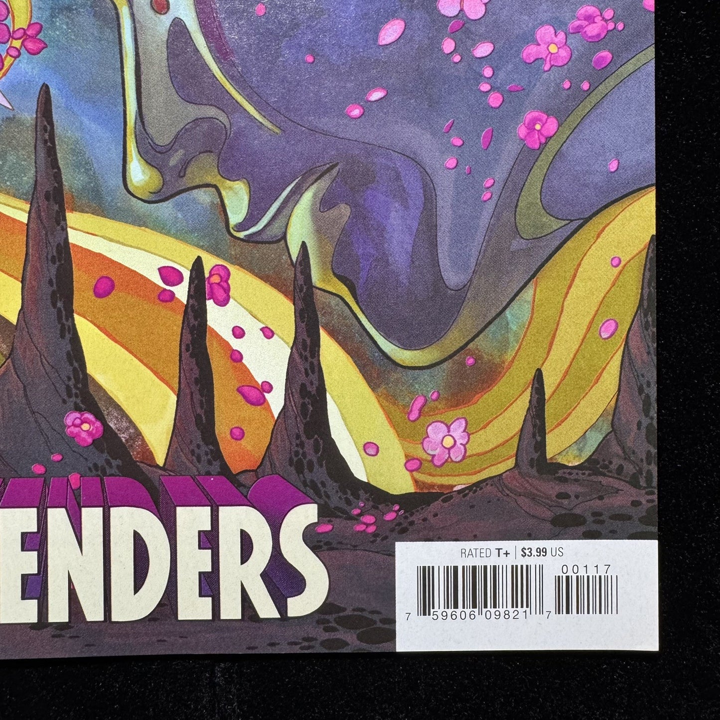 Defenders 1 - Peach Momoko 1:50 Variant - Modern Age Marvel Comics 2021
