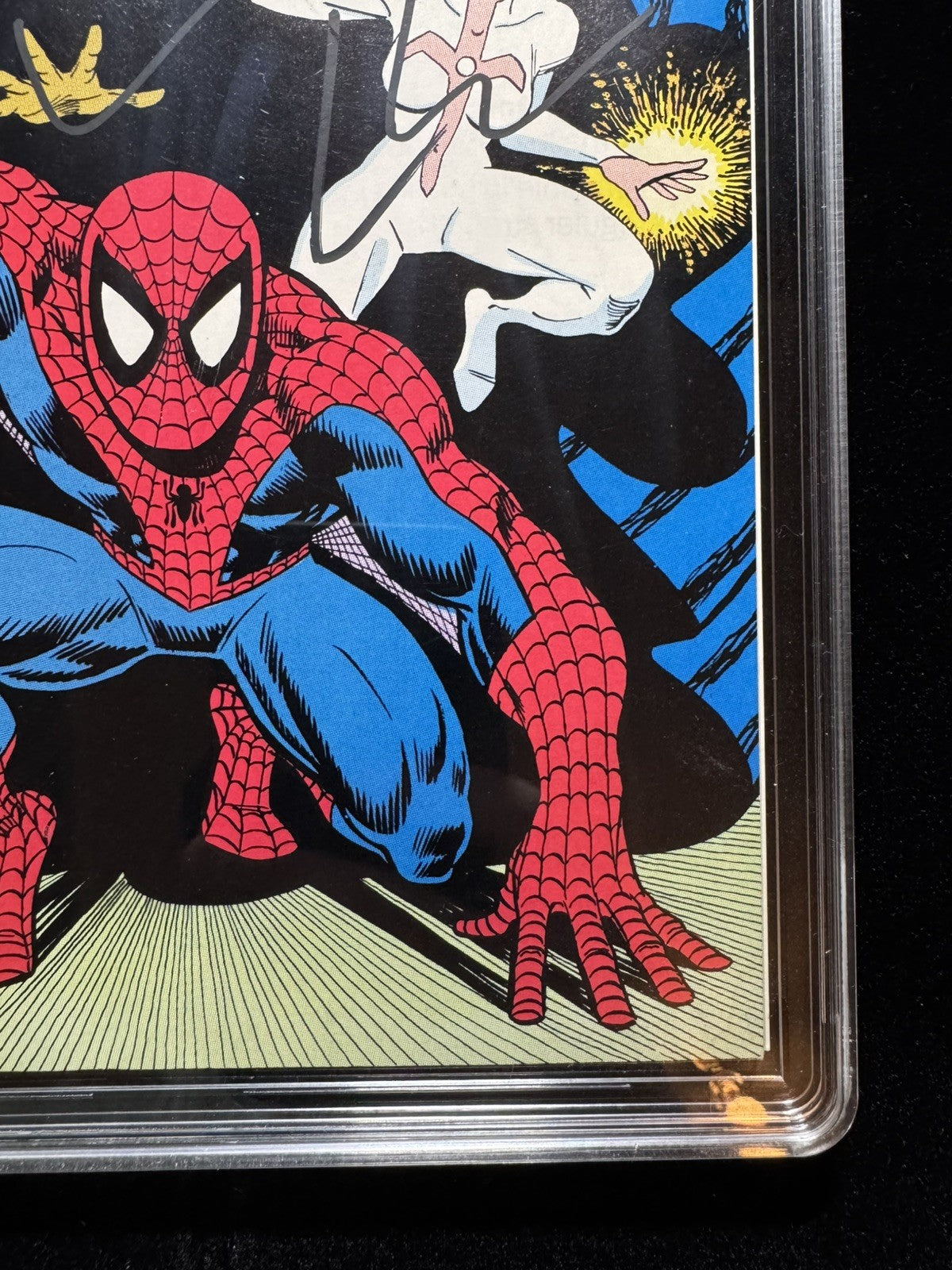 Spectacular Spider-Man Annual 9/ Signed By Tobey Maguire/ Graded And Certified