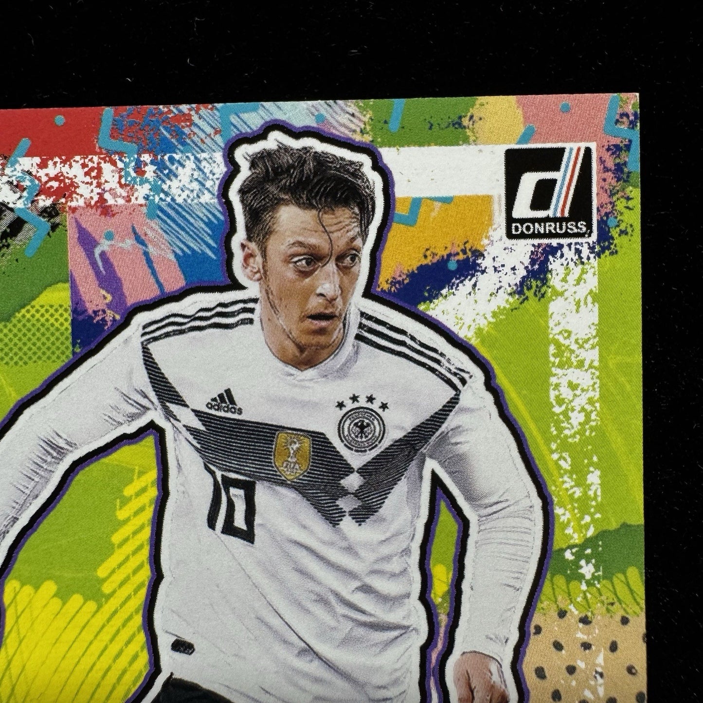 Mesut Ozil Kit Kings Patch Player Worn Donruss 2021-22 KK-OZL Germany