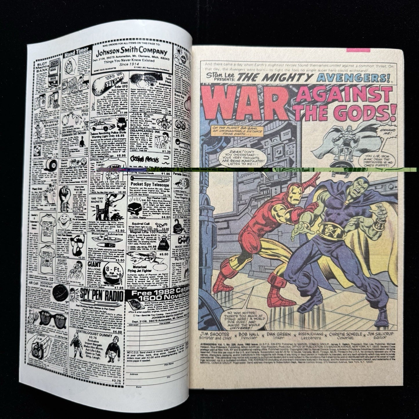 Avengers 220 - Bronze Age Marvel Comics 1982