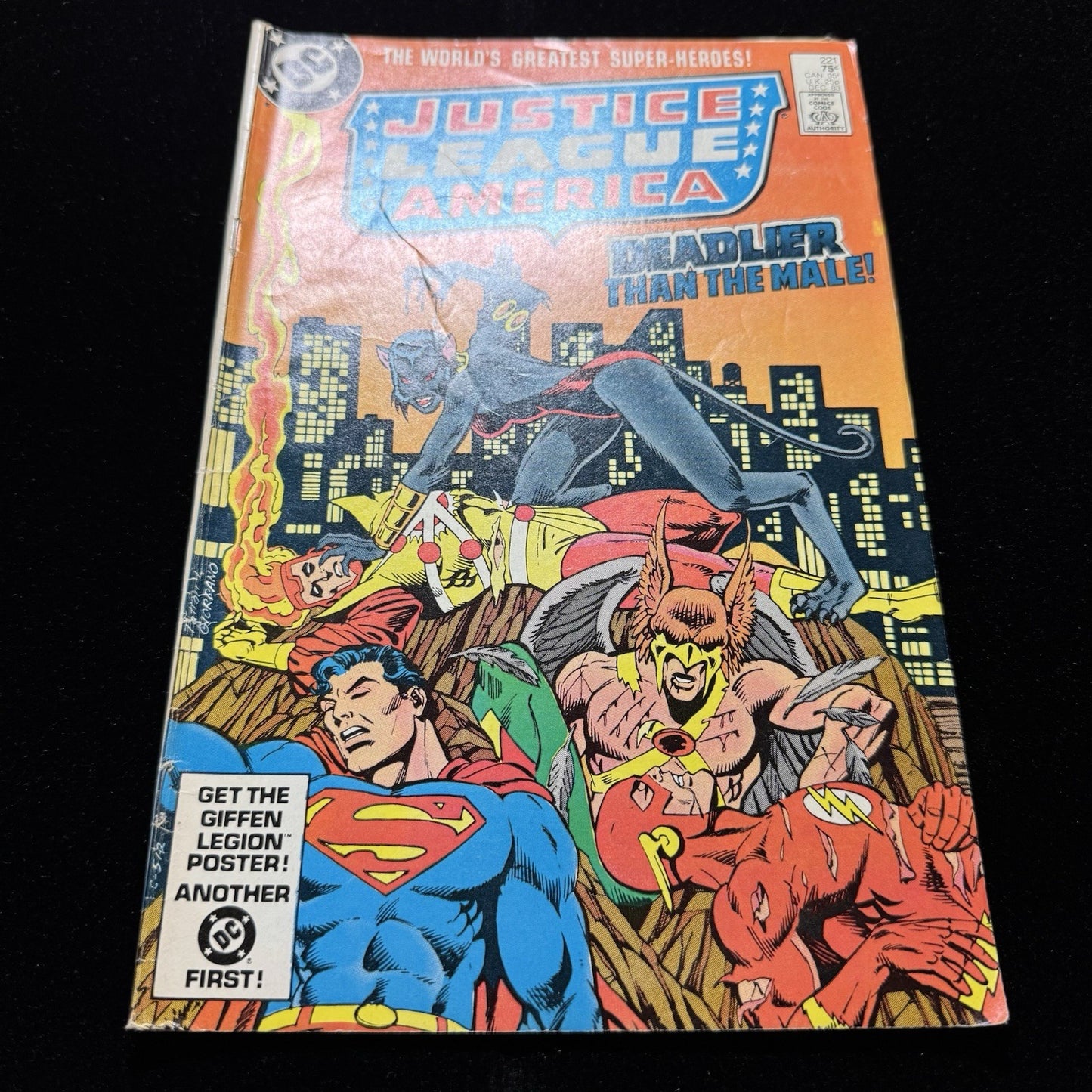 Justice League 221 - Bronze Age Dc Comics 1983