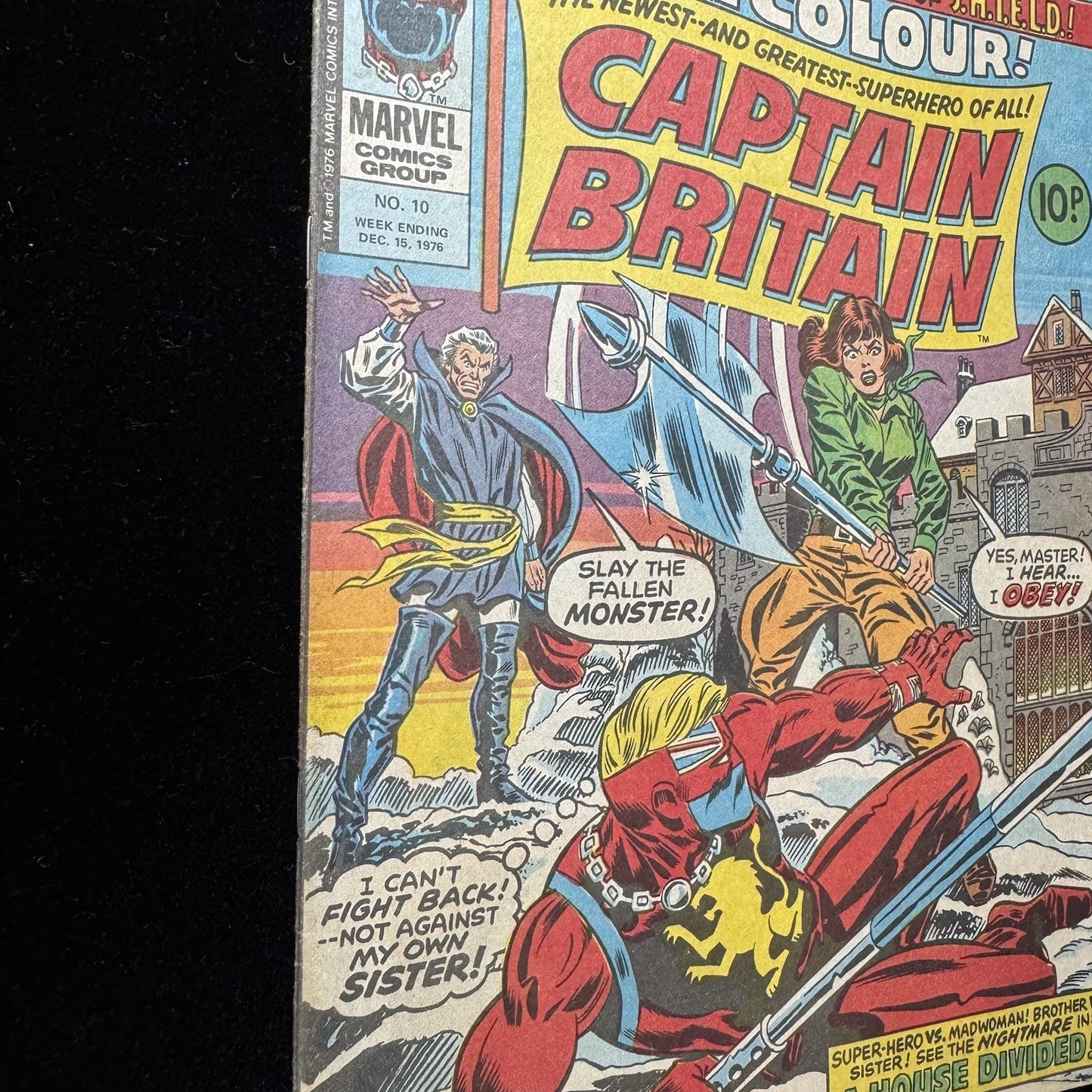 Captain Britain 10 - 1st Cover App Of Betsy Braddock - Bronze Age Marvel 1976