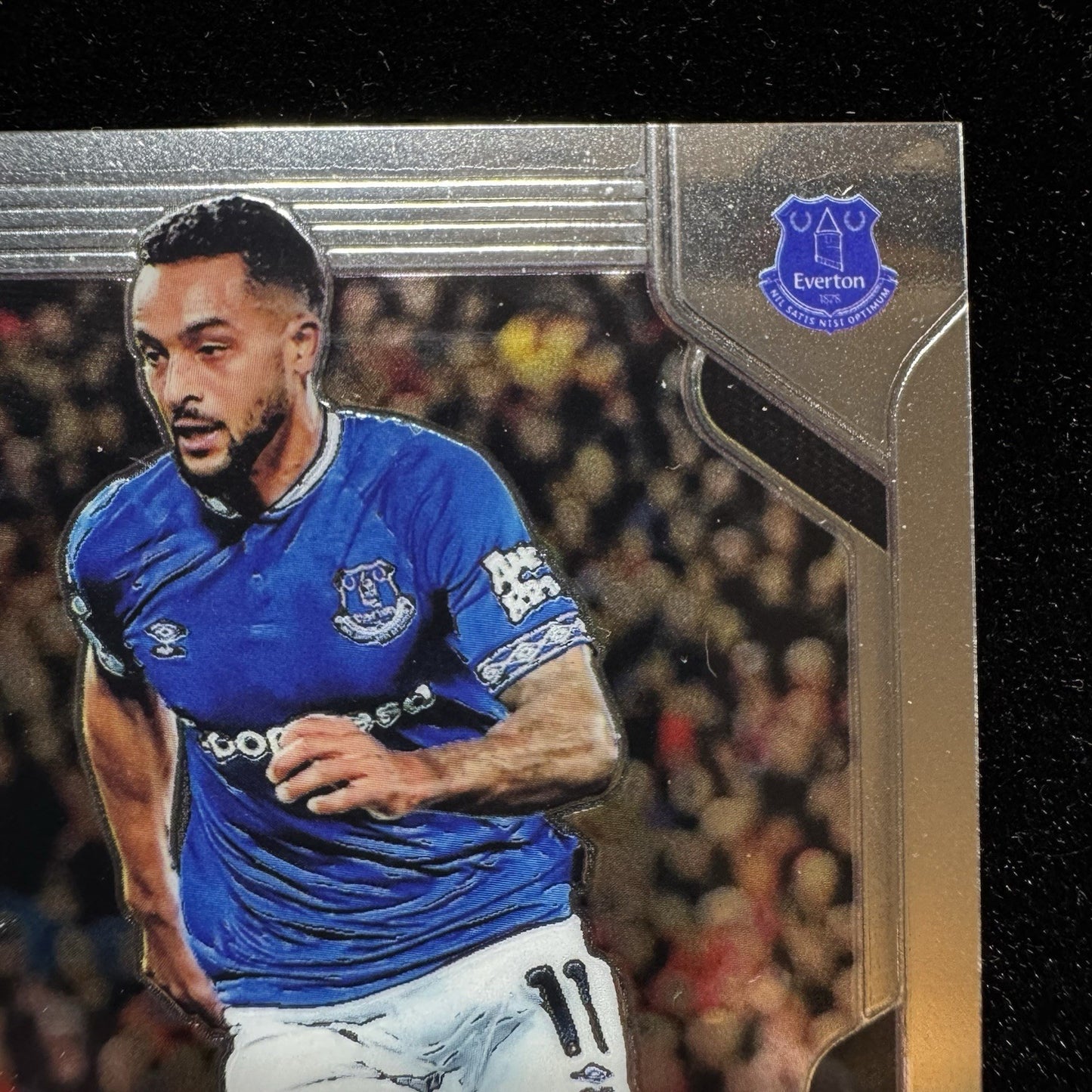 Theo Walcott Prizm Auto S-TWA 2019-20 PaniniEverton Autograph Card