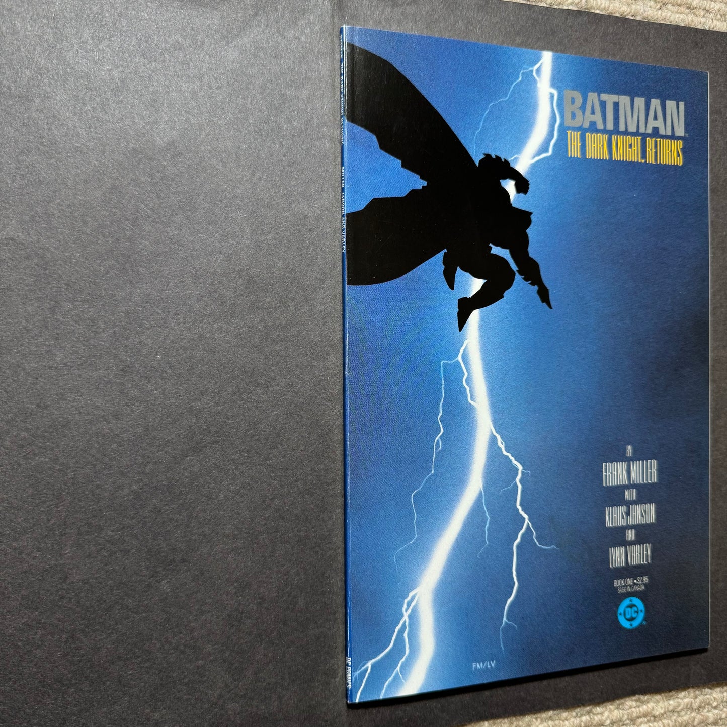 Batman: The Dark Knight Returns 1/ 1st Print/ Copper Age Dc Comics 1986