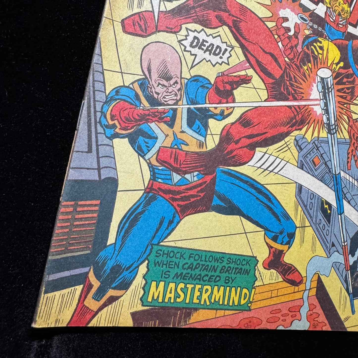Captain Britain 14 - Bronze Age Marvel Comics 1977