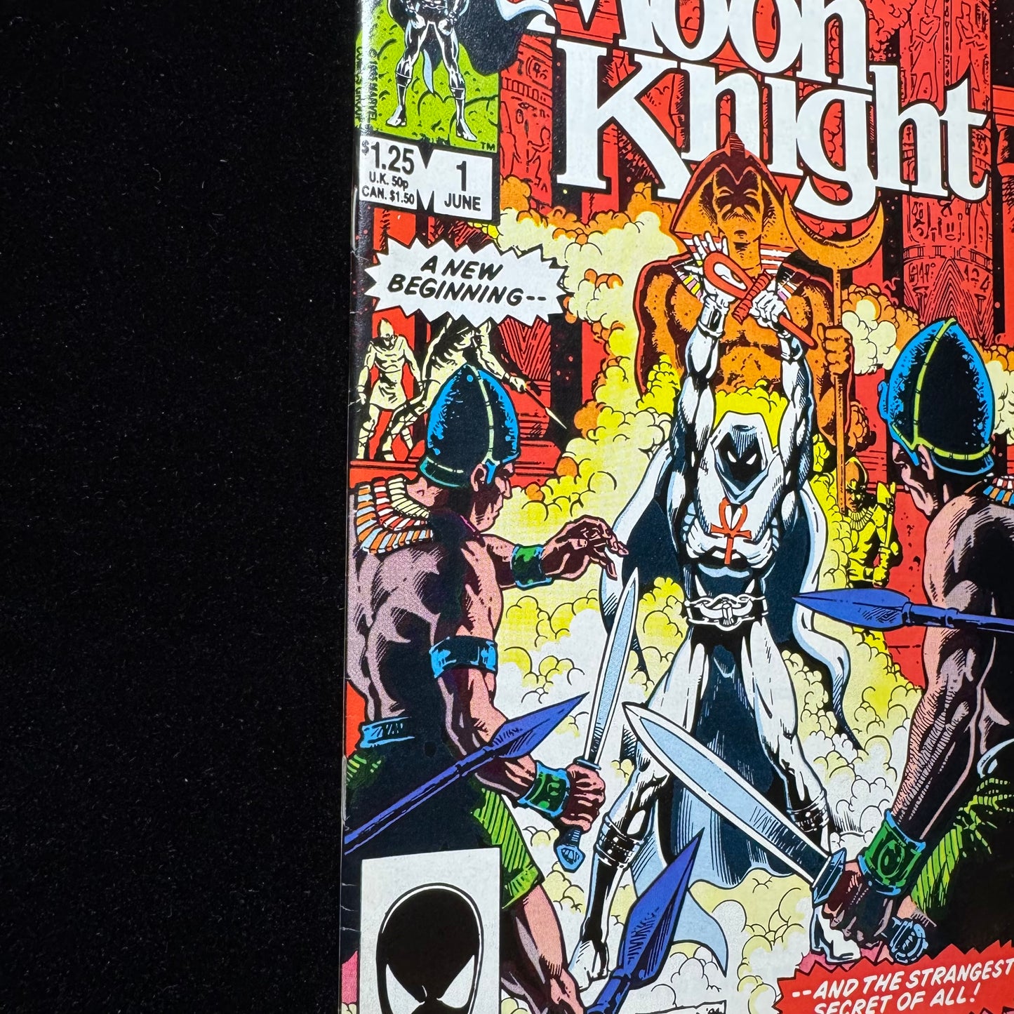 Moon Knight 1 - Debut Of New Moon Knight Suit - Copper Age Marvel Comics 1985