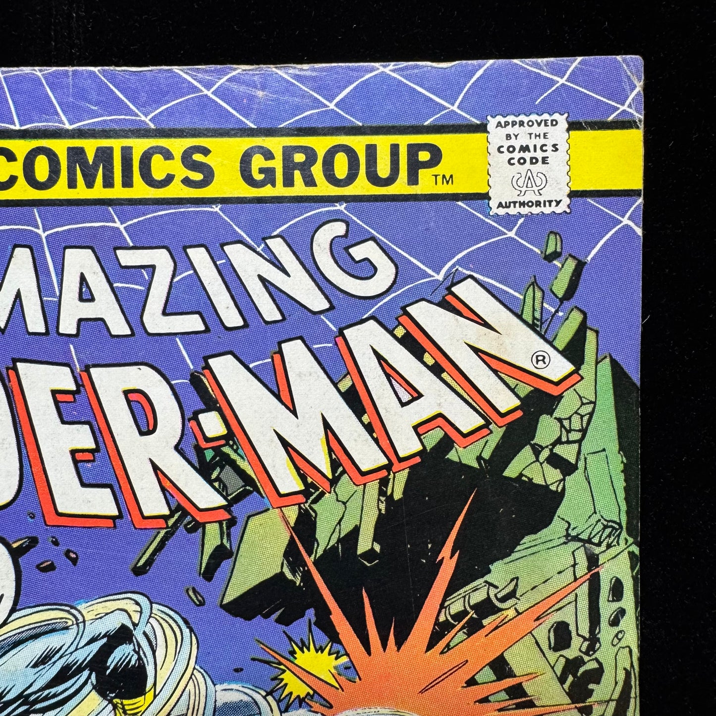 Amazing Spider-Man 143 - Peter And MJ First Kiss - Bronze Age Marvel Comics 1975