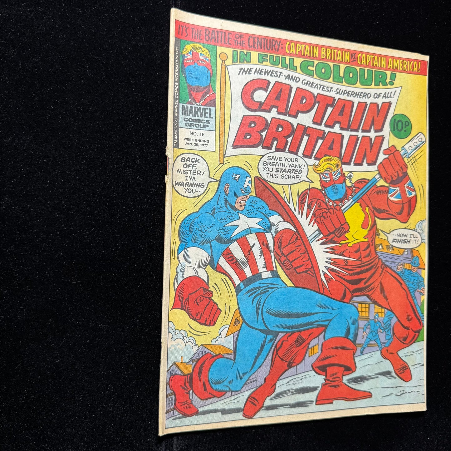 Captain Britain 16 - 1st Meeting Of Cap Britain & Cap America - Bronze Age 1977