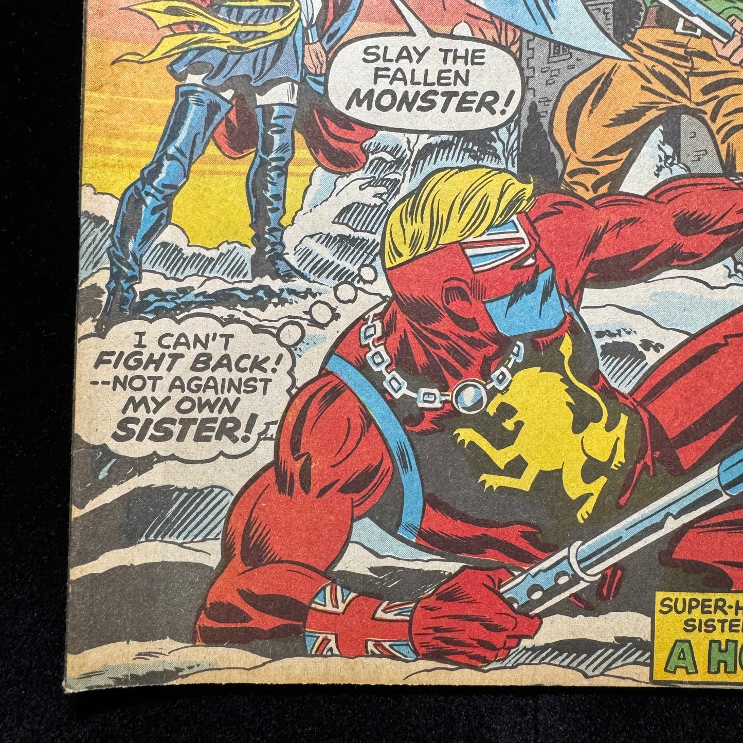 Captain Britain 10 - 1st Cover App Of Betsy Braddock - Bronze Age Marvel 1976